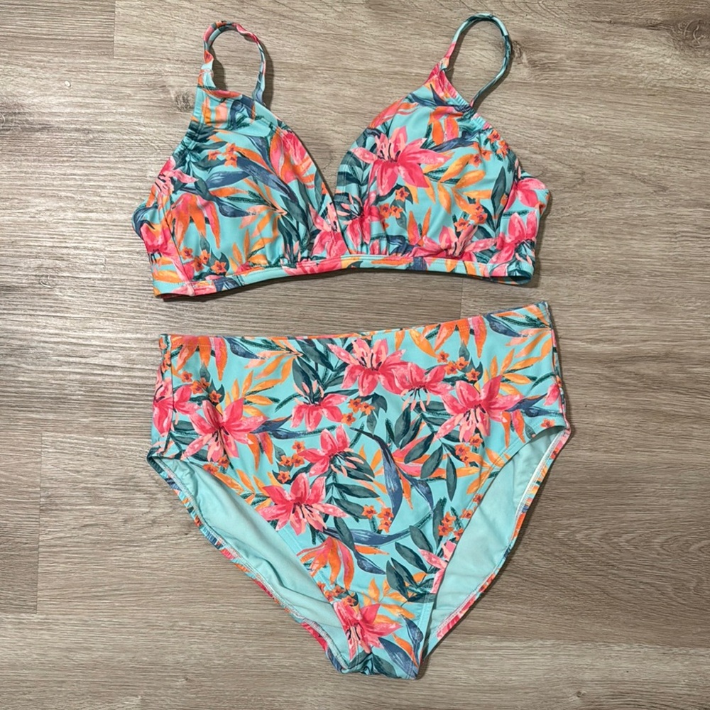 Floral Bikini Set in Vibrant Colors box DUR‎